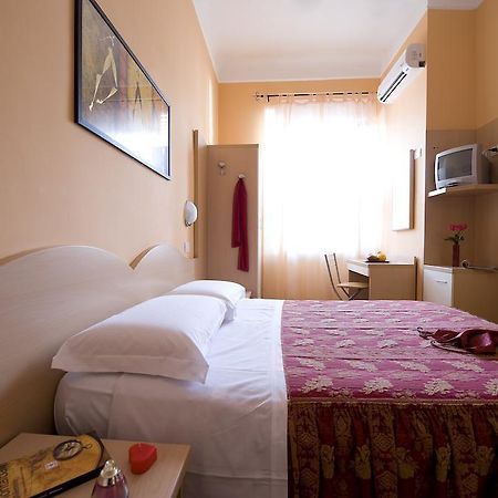 Hotel Sabatino Milano Exterior foto