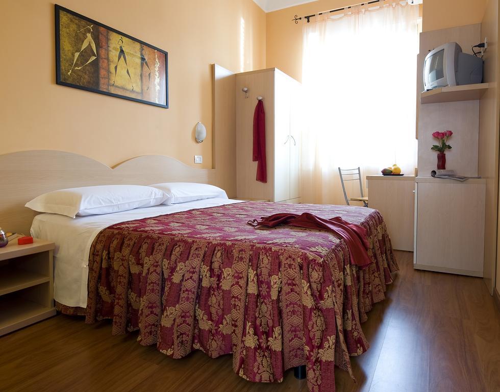 Hotel Sabatino Milano Exterior foto