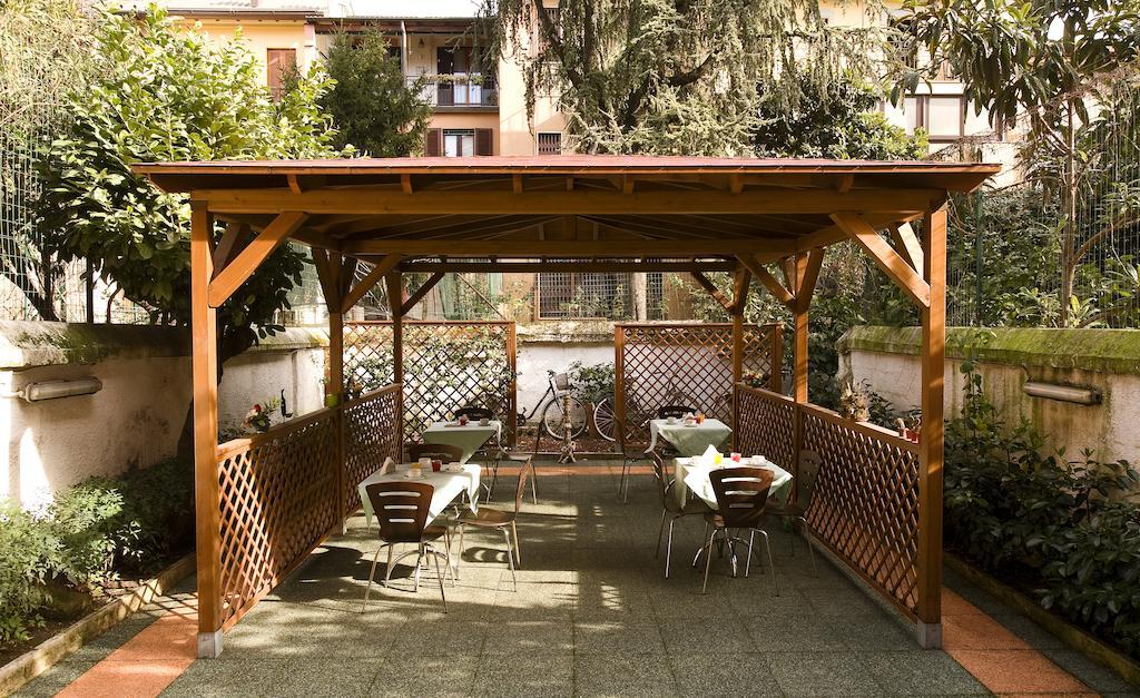 Hotel Sabatino Milano Exterior foto